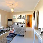 Διαμέρισμα Protea 214-cleverdetails, Located In Heart Of Sleeps 2 Adults, 1child