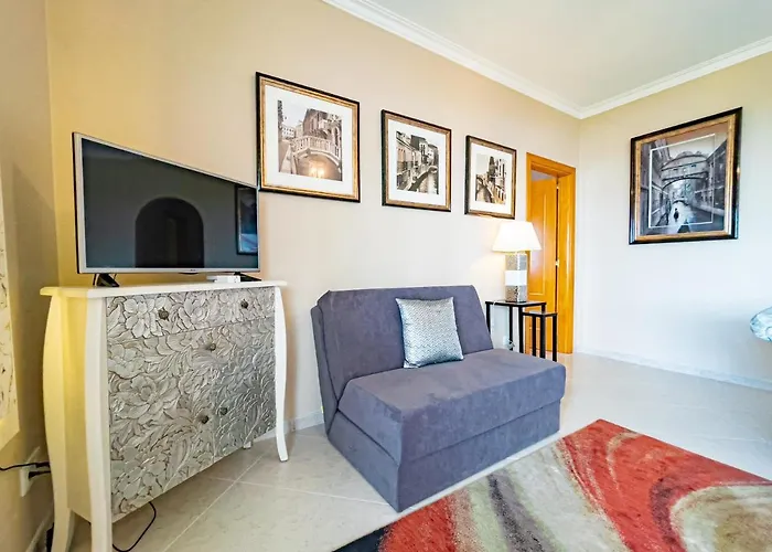 Protea 214-cleverdetails, Located In Heart Of Sleeps 2 Adults, 1child * 维拉摩拉