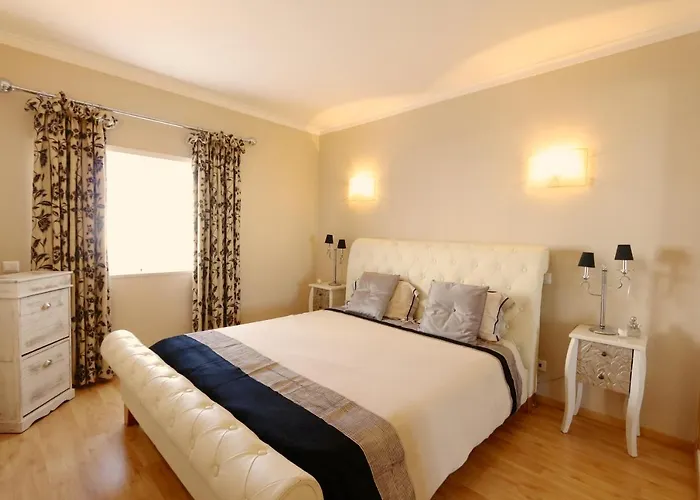 Protea 214-cleverdetails, Located In Heart Of Sleeps 2 Adults, 1child *
