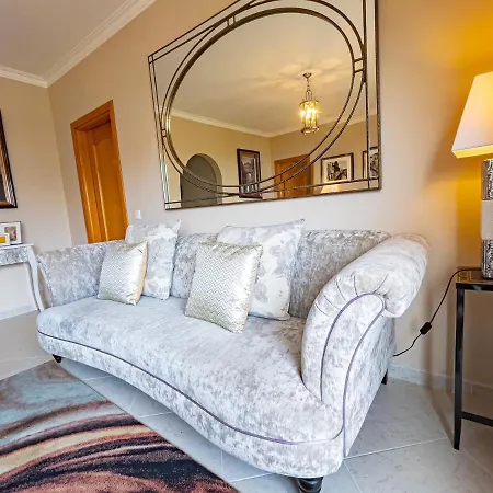 Protea 214-cleverdetails, Located In Heart Of Sleeps 2 Adults, 1child