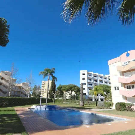 Protea 214-cleverdetails, Located In Heart Of Sleeps 2 Adults, 1child *