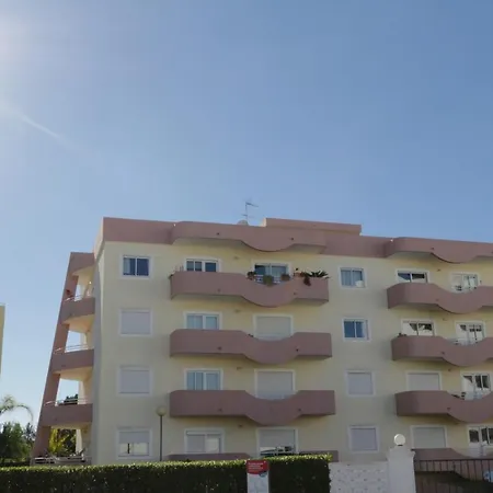 Apartamento Protea 214-cleverdetails, Located In Heart Of Sleeps 2 Adults, 1child