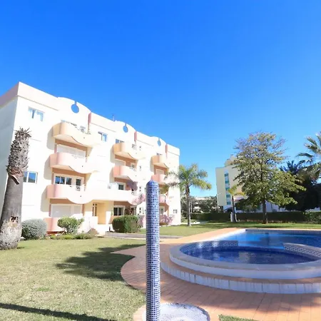Protea 214-cleverdetails, Located In Heart Of Sleeps 2 Adults, 1child