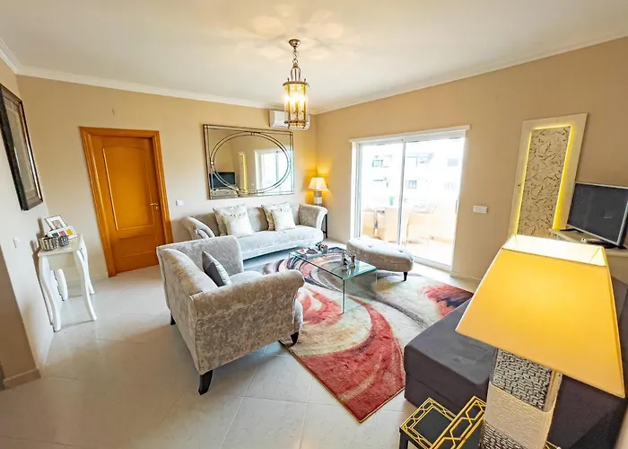 Protea 214-cleverdetails, Located In Heart Of Sleeps 2 Adults, 1child Vilamoura