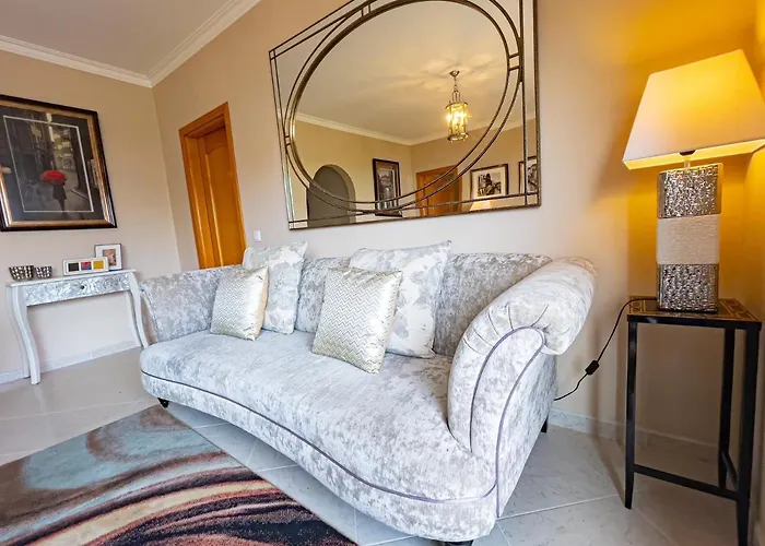 Protea 214-cleverdetails, Located In Heart Of Sleeps 2 Adults, 1child