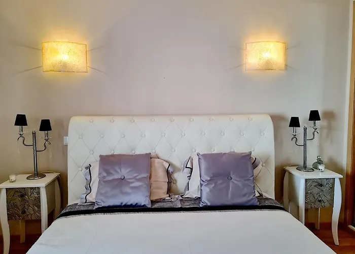 Protea 214-cleverdetails, Located In Heart Of Sleeps 2 Adults, 1child *