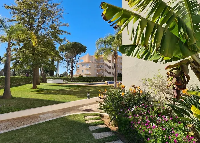Protea 214-cleverdetails, Located In Heart Of Sleeps 2 Adults, 1child